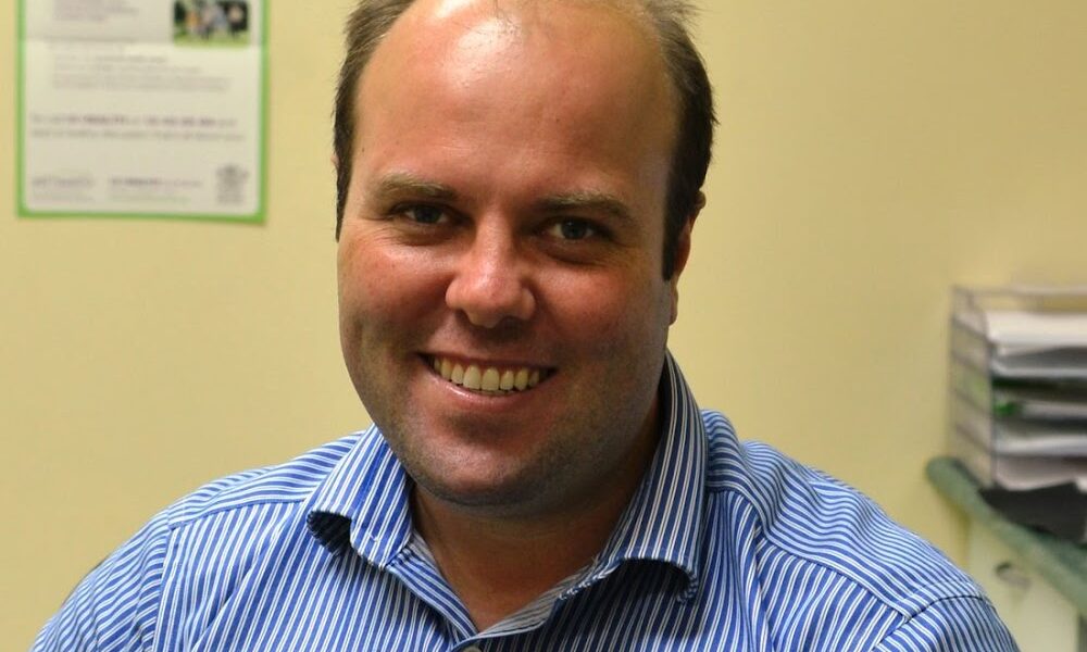 Dr Peter Bartlett